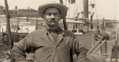 https://www.whalingmuseum.org/online_exhibits/crewlist/