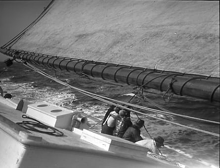 Sheeting in the Balloon Fishermen's Race-deck scene
Catalog #: 2000.100.86.29