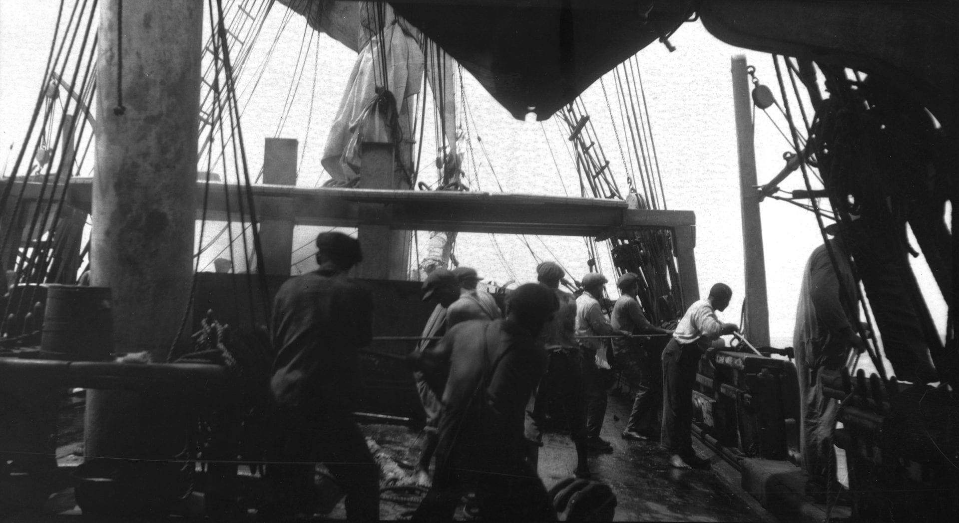 Learn_Research Topics_Whaling History_Life Aboard_HERO